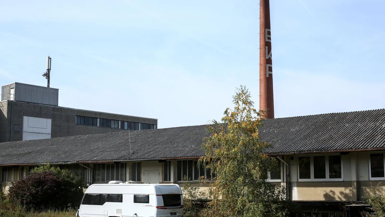 Auf dem ehemaligen EKA-Gelände sollen in Dietersheim Container zur Flüchtlingsunterbringung aufgestellt werden. Eine Reaktion darauf ist nun die Gründung einer Interessensgemeinschaft. (Foto: Tizian Gerbing)