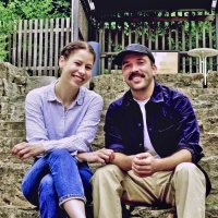 Bringen E. T. A. Hoffmanns Novelle „Der Sandmann” im Nixel-Garten auf die Bühne: Meike Pintaske und Mario Schnitzler. Premiere ist am Donnerstag, 9. Juli. (Foto: Elke Walter)