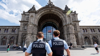 Die Polizei hat wegen der Delikte rund um den Nürnberger Hauptbahnhof eine Ermittlungskommission namens „Kajal“ gegründet. (Symbolbild) (Foto: Daniel Karmann/dpa)