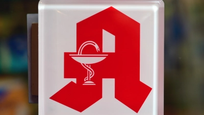 Versandapotheken machen es denen vor Ort schwer: Sie bieten den Kundinnen und Kunden günstige Preise und auch rezeptpflichtige Medikamente an. (Symbolbild: Jim Albright)