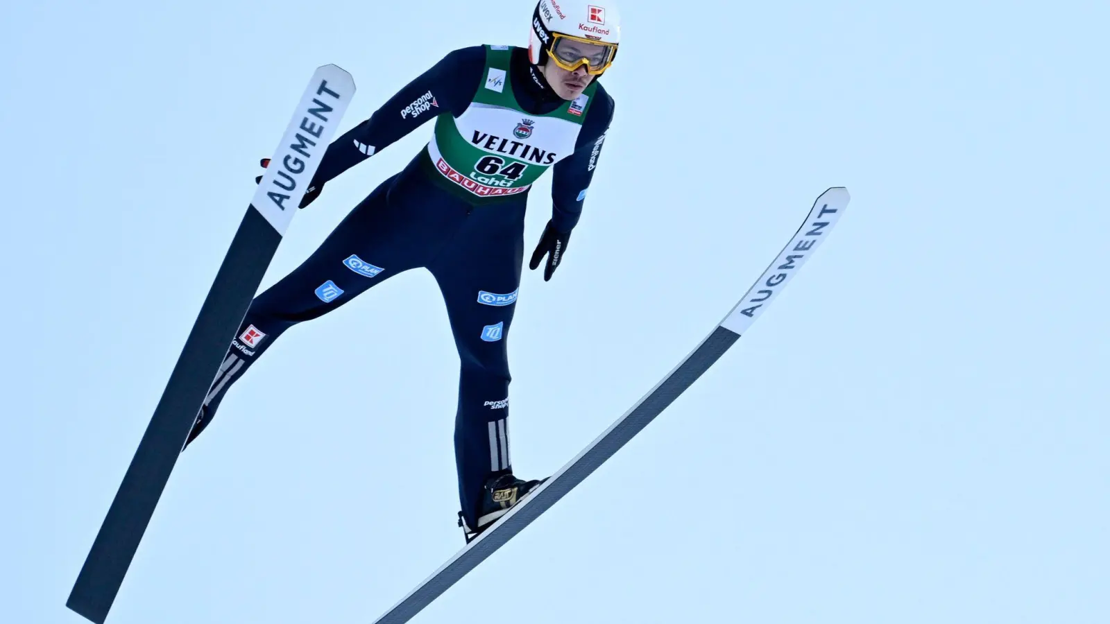 Philipp Raimund gewann in Lahti erstmals im Weltcup. (Foto: Petri Korteniemi/Lehtikuva/AP/dpa)