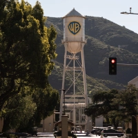 Warner Bros. ist ein Hollywood-Urgestein. (Archivbild) (Foto: Jae C. Hong/AP/dpa)