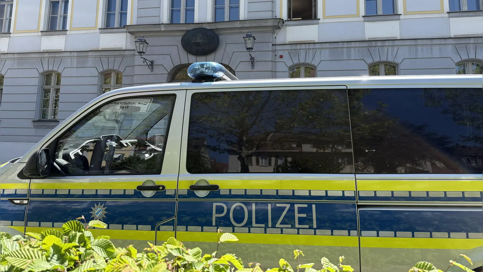 Ab dem 8. Juli verhandelt das Jugendschöffengericht an der Ansbacher Promenade über die Ermittlungen zu Raubüberfällen und Einbrüchen. Sie brachten mehrere Jugendliche in Untersuchungshaft. (Foto: Manfred Blendinger)