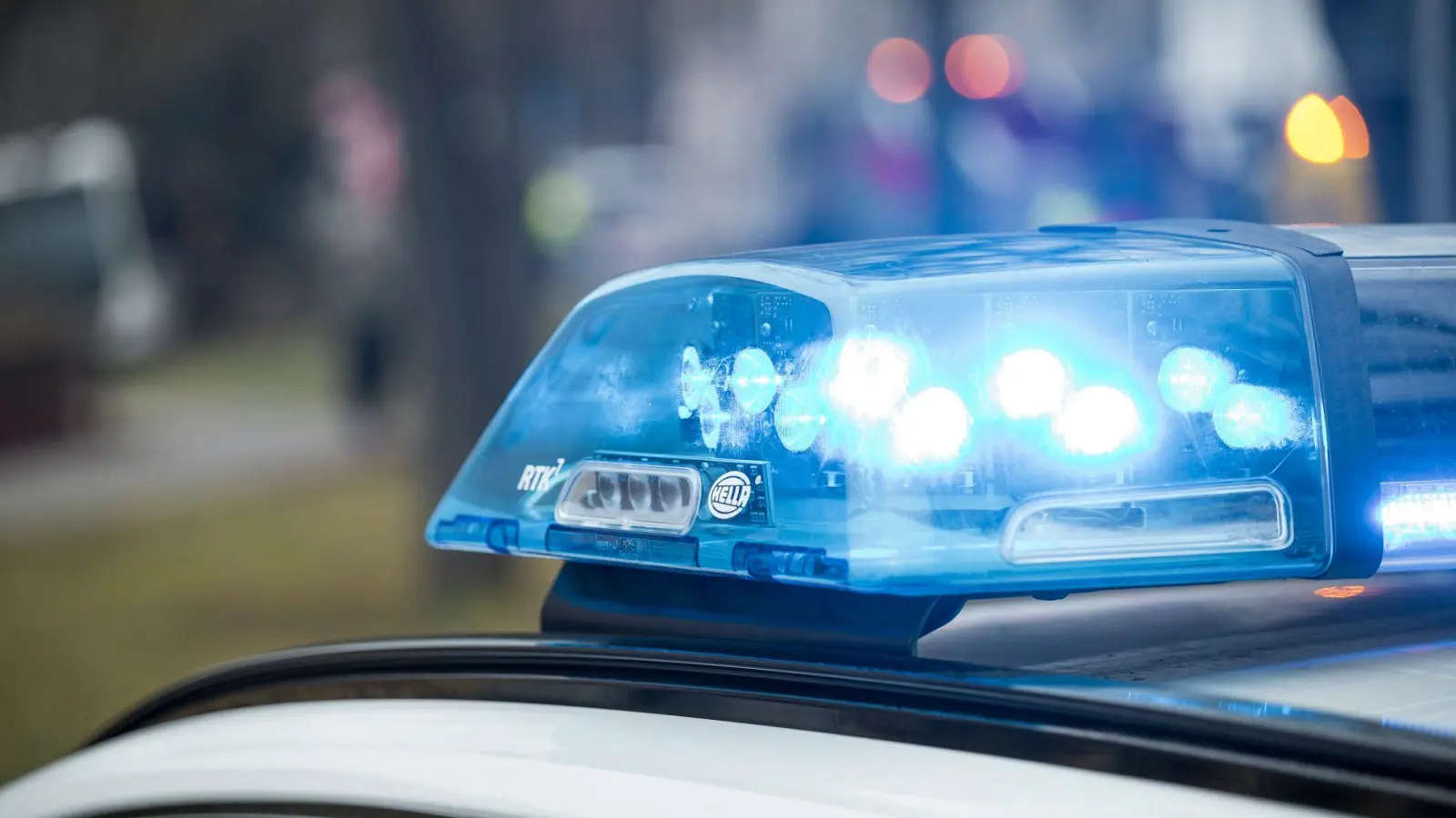 Menschen befanden sich zum Zeitpunkt der Explosion nicht in der Bar. (Symbolbild) (Foto: Daniel Vogl/dpa)