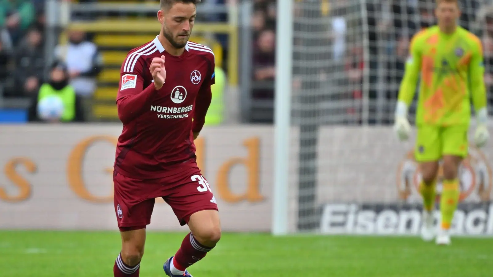 Lukas Schleimer wechselt nach Wehen Wiesbaden. (Foto: Jan-Philipp Strobel/dpa)