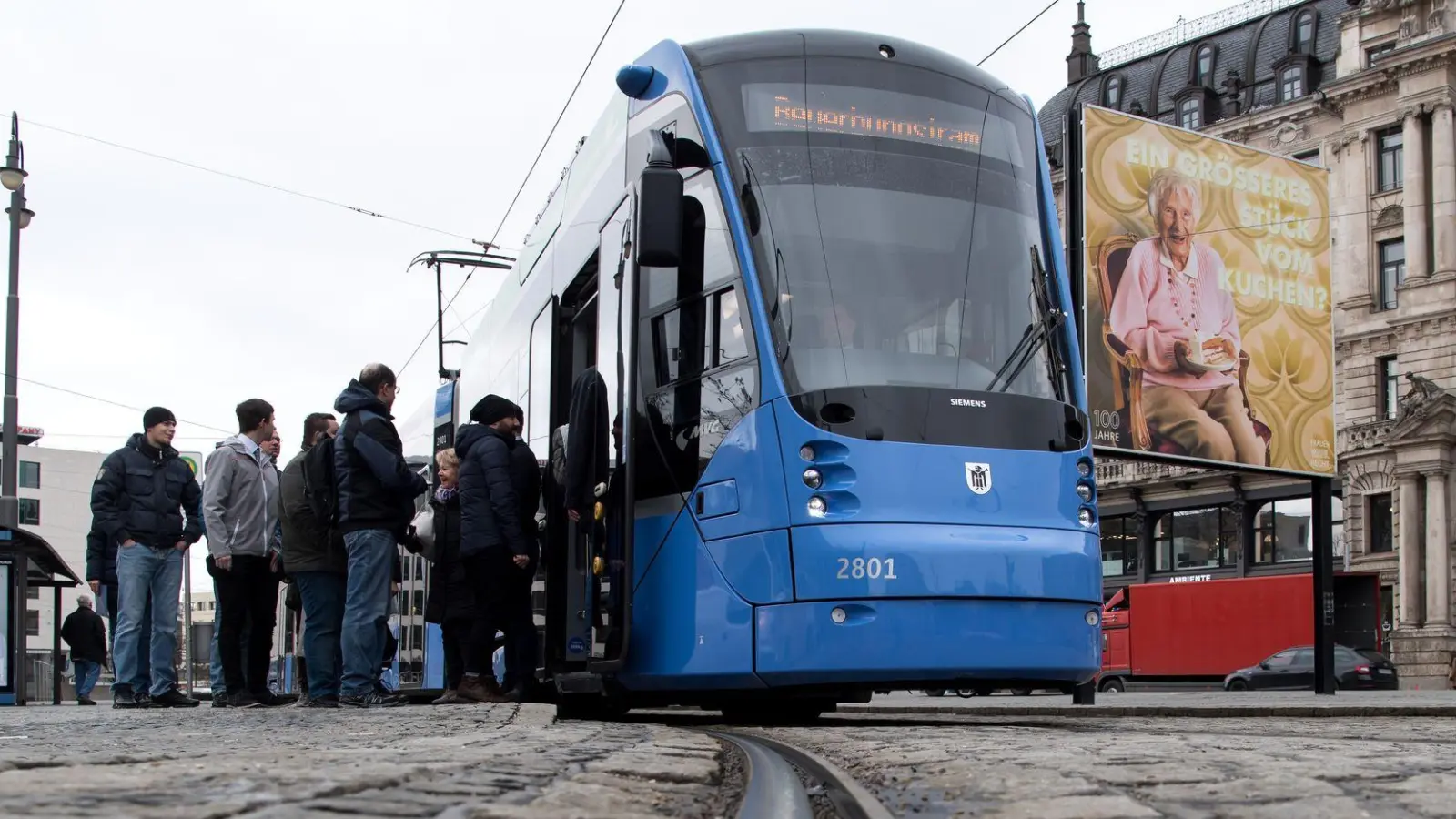 Viel Andrang im öffentlichen Nahverkehr. (Symbolbild) (Foto: Sven Hoppe/dpa)