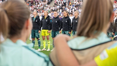 Fußballerinen müssen immer wieder mit sexistischen Beleidigungen umgehen. (Foto: Sebastian Gollnow/dpa/Archivbild)
