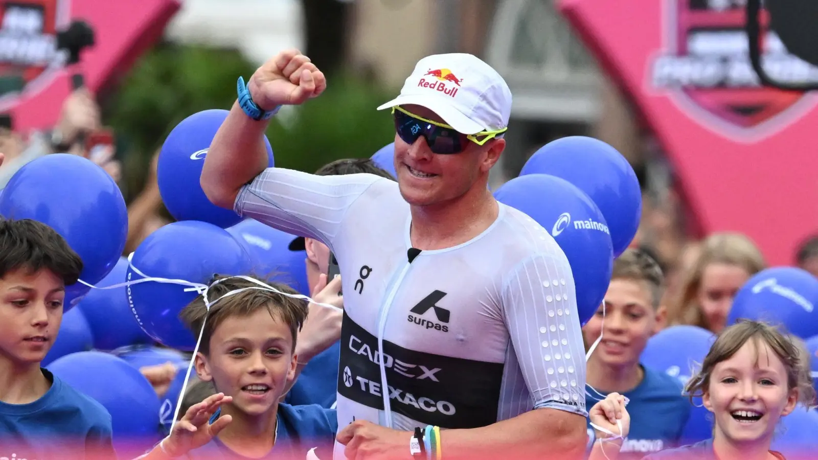 Blummenfelt wird auch in Roth voll auf Angriff gehen. (Foto: Arne Dedert/dpa)