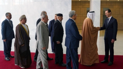 Baschar al-Assad (r), Präsident von Syrien, empfängt eine Delegation verschiedener arabischer Parlamente. (Foto: ---/SANA/AP/dpa)