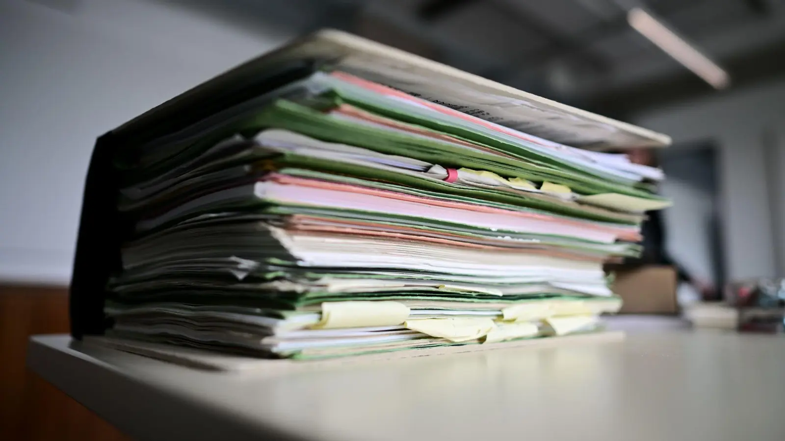 Werden zu wenige Betriebe steuerlich überprüft? (Archivbild) (Foto: Sebastian Gollnow/dpa)