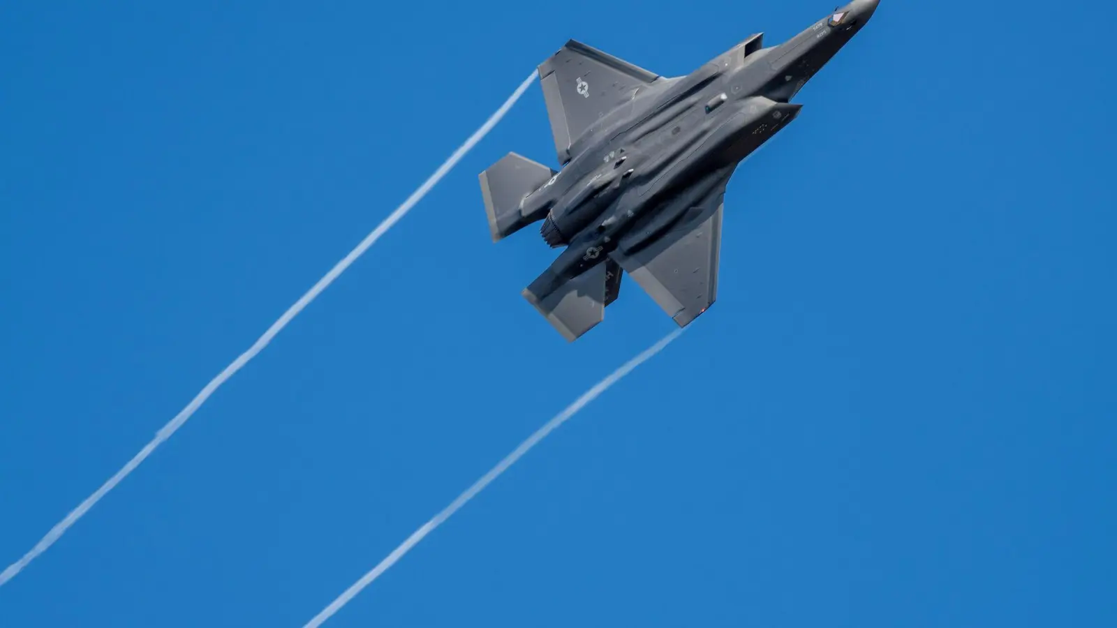Diese F-35-Jets sollen in Büchel stationiert werden. (Archivfoto) (Foto: Harald Tittel/dpa)