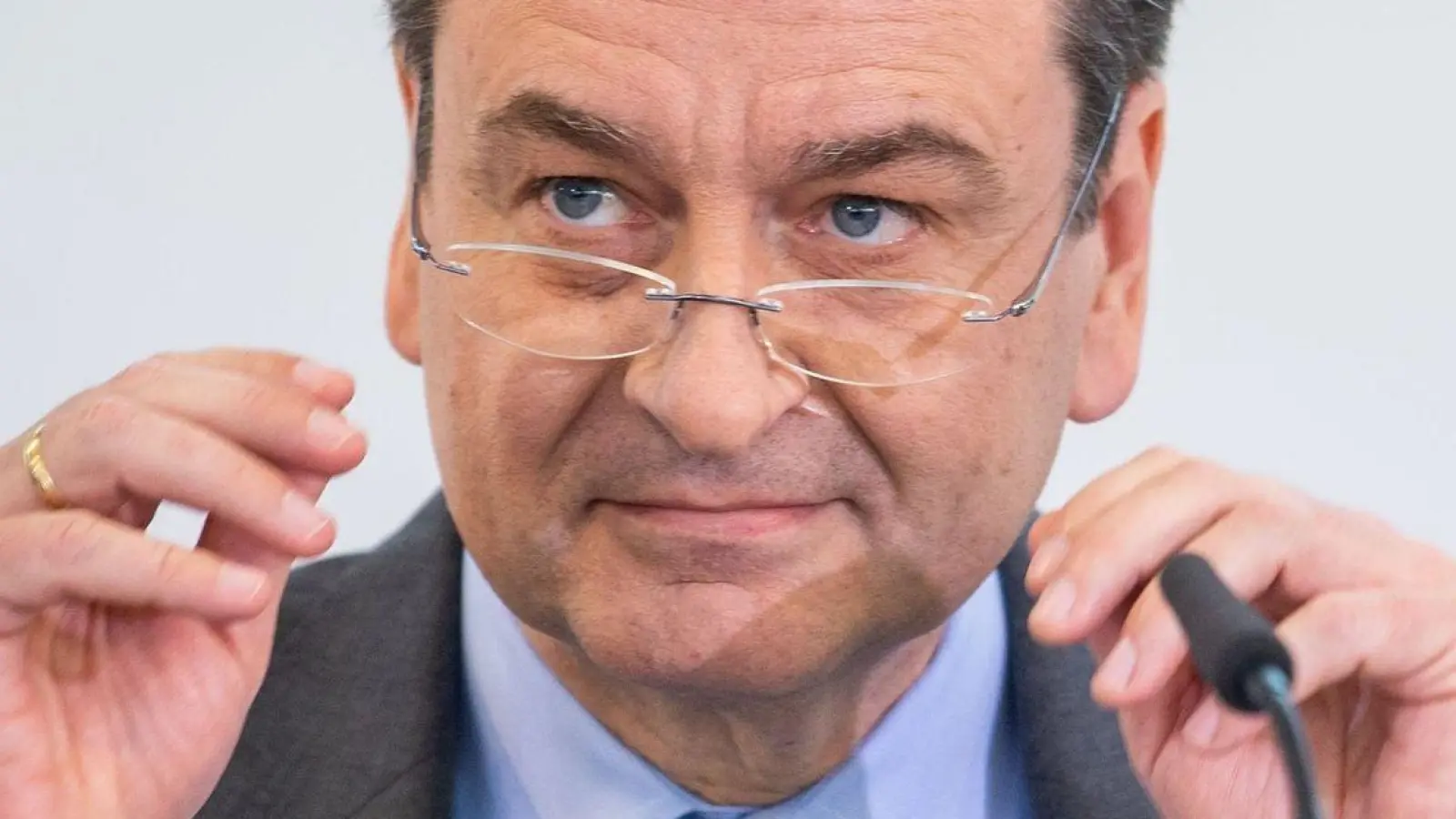 Munich Re Vorstandschef Joachim Wenning hört Ende des Jahres auf. (Archiv) (Foto: Lino Mirgeler/dpa)