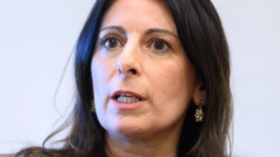 Cavallo will die Schließung von Autowerken verhindern – möglicherweise auch mit Hilfe der Rüstungsindustrie. (Foto: Julian Stratenschulte/dpa)