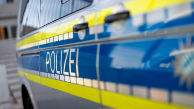 Die Polizei hatte die Räumung der Wiese nach eigenen Angaben aus Sicherheitsgründen abgelehnt. (Symbolbild) (Foto: Daniel Karmann/dpa)