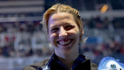 Hat sich mit ihrer WM-Goldmedaille einen Traum erfüllt: Angelina Köhler. (Foto: Jo Kleindl/dpa)