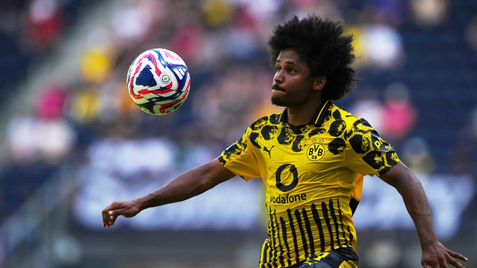 Fußball: Club-WM, Borussia Dortmund - Ulsan HD, Vorrunde, Gruppe F, 3. Spieltag, TQL Stadium. Borussia Dortmunds Karim Adeyemi kontrolliert den Ball. (zu dpa: «BVB-Profis vor Real-Knaller: Ruf nach taktischen Anpassungen») (Foto: Jeff Dean)