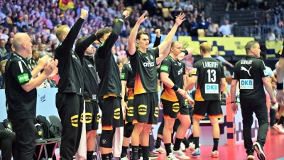 Deutschlands Handballer stehen in der EM-Hauptrunde. (Foto: Sina Schuldt/dpa)
