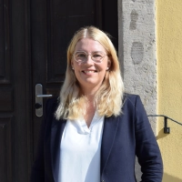 Mit der Bevölkerung und dem Stadtrat die Zukunft Heilsbronns gestalten: Das ist das Ziel von Eva Didion, die seit Mai die neue Bürgermeisterin ist. (Foto: Florian Schwab)