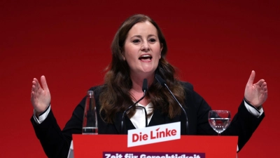 Janine Wissler, Vorsitzende der Partei Die Linke, spricht auf dem Parteitag. (Foto: Karl-Josef Hildenbrand/dpa/Archivbild)