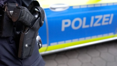 In Schrozberg kam es am Dienstag zu einem Tötungsdelikt. Auch die Polizei im nahen Rothenburg wurde alarmiert. (Foto: Marcus Brandt/dpa)