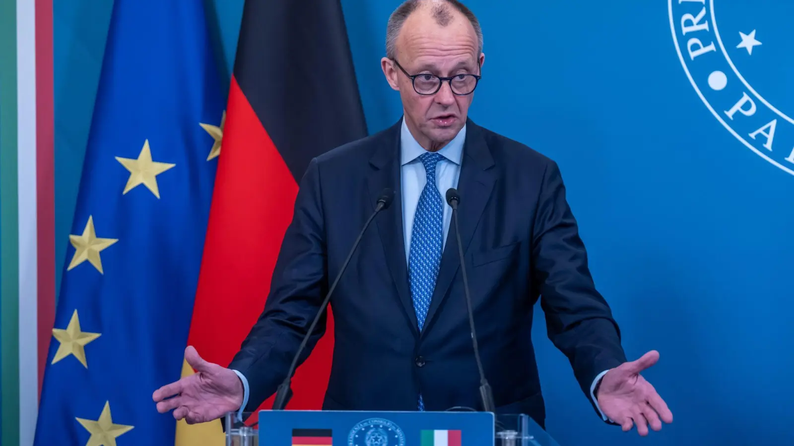 Die Antwort des Kanzlers auf Trumps Friedensrat lautet: Nein, aber ... . (Foto: Michael Kappeler/dpa)