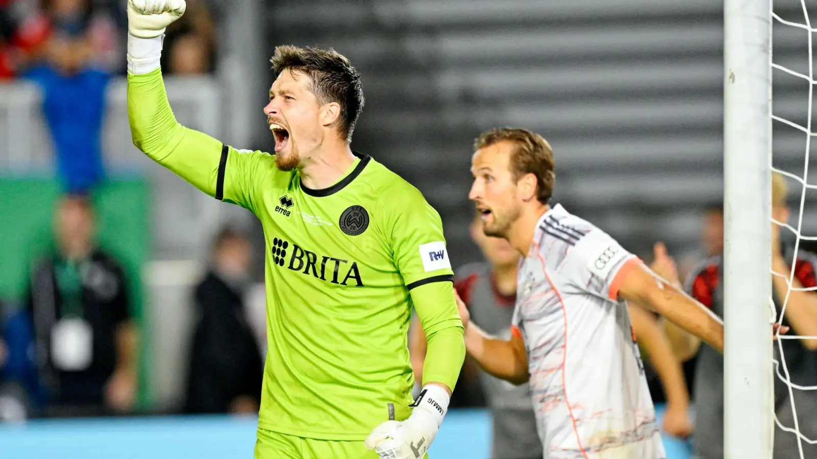 Torwart Florian Stritzel und der SVWW: Wiedersehen mit dem FC Bayern. (Archivbild) (Foto: Uwe Anspach/dpa)