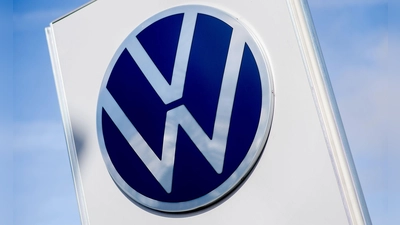 Der Großaktionär Porsche SE fordert schnelle Klarheit bei Volkswagen. (Archivbild) (Foto: Hauke-Christian Dittrich/dpa)