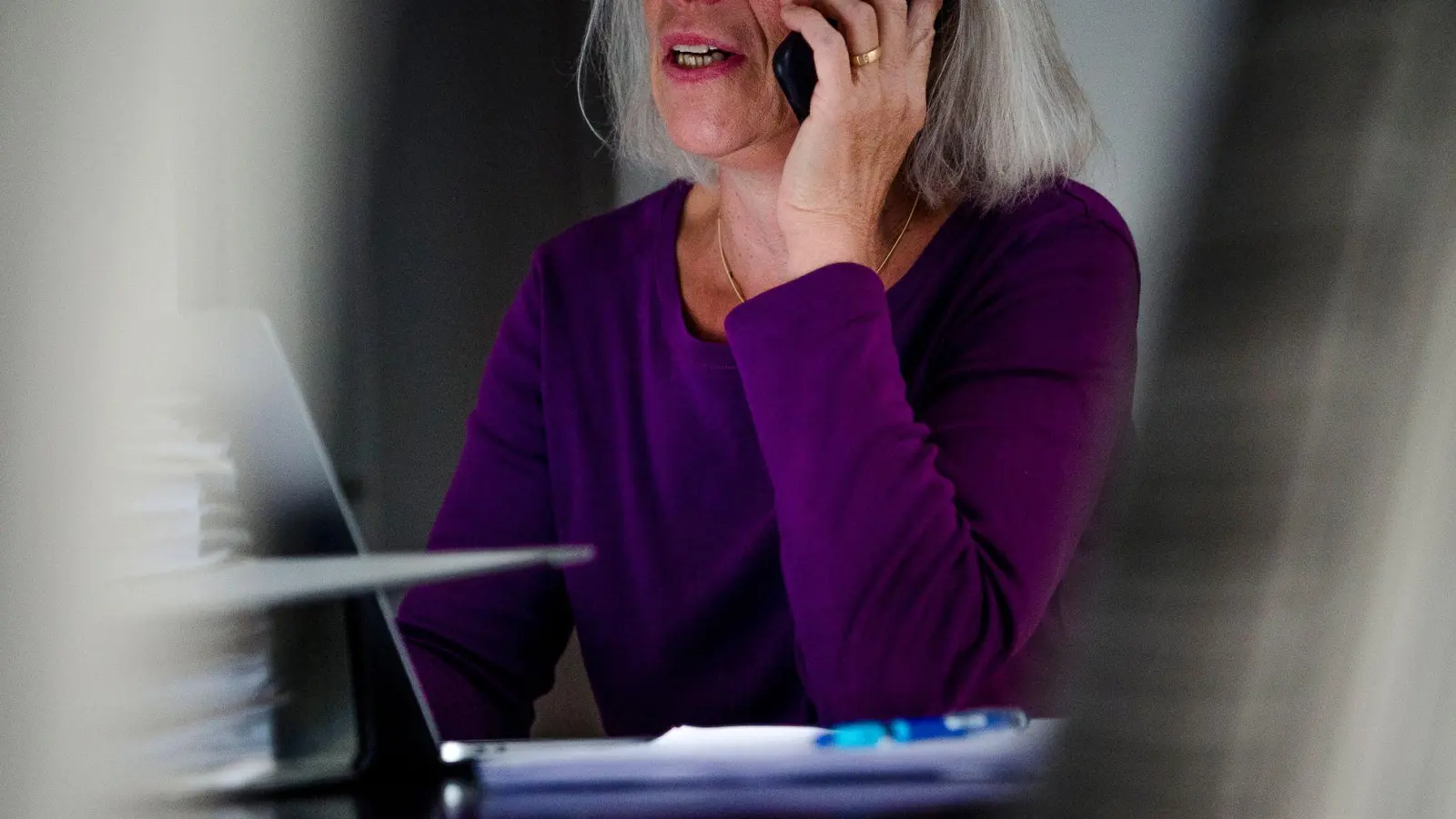 Vorsicht am Telefon: Angebliche Rentenpfändungen dienen als Vorwand für Geldforderungen.  (Foto: Finn Winkler/dpa/dpa-tmn)