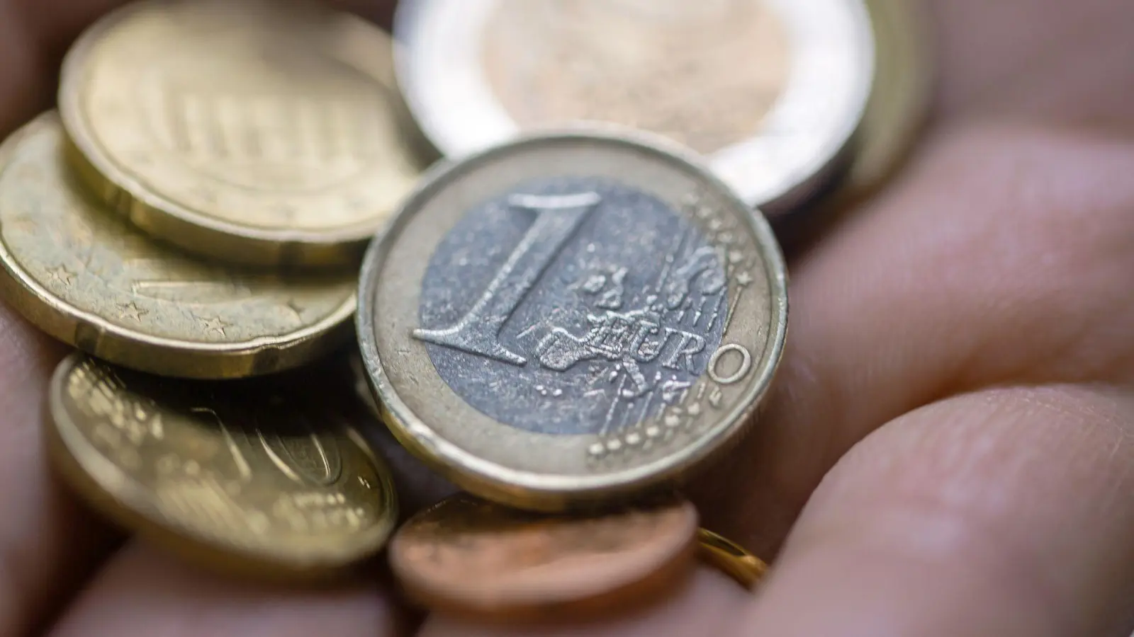 Bundesbank-Präsident Joachim Nagel sagt, dass der Höhepunkt der Inflation in Deutschland wohl überwunden sei. (Foto: Fernando Gutierrez-Juarez/dpa)