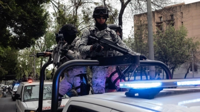 In Teilen von Mexiko-Stadt war eine massive Präsenz der Sicherheitskräfte zu beobachten.  (Foto: Félix Márquez/dpa)