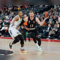 Will mit den Bayern diesmal in Europa besser performen also noch in der Vorsaison: Andreas Obst (rechts). (Foto: Helen Fiona/dpa)