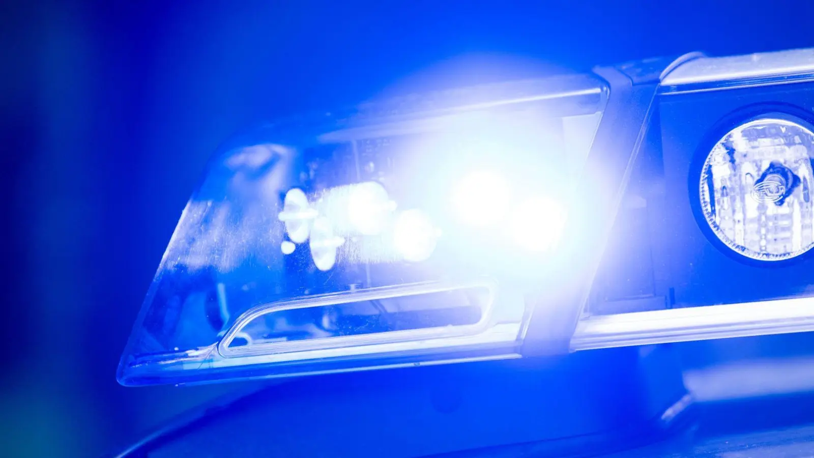 Die Polizei stellte den Autoschlüssel sicher. (Symbolbild) (Foto: Lino Mirgeler/dpa)