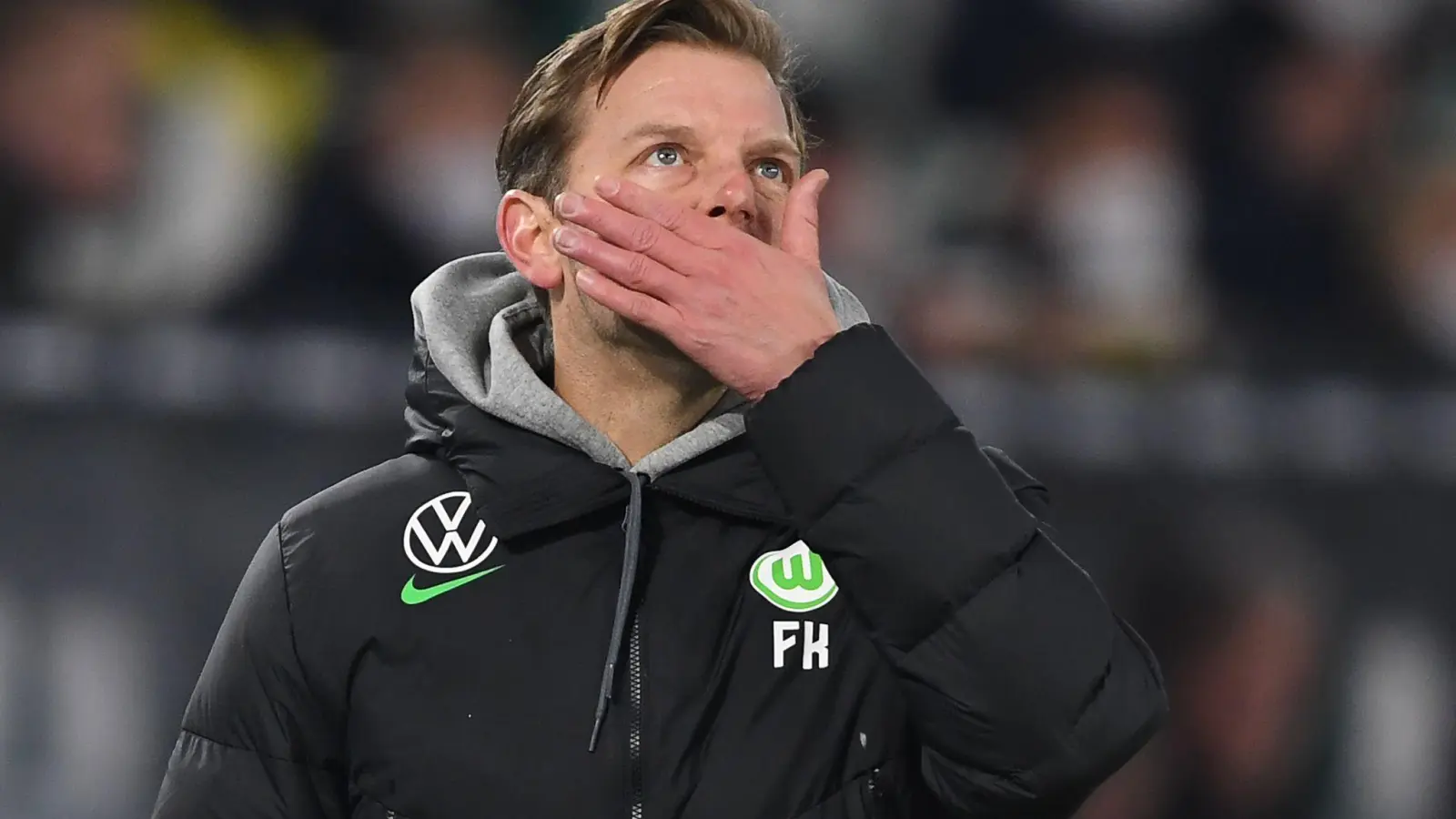 Will die Spieler des VfL Wolfsburg anspornen: Trainer Florian Kohfeldt. (Foto: Swen Pförtner/dpa)