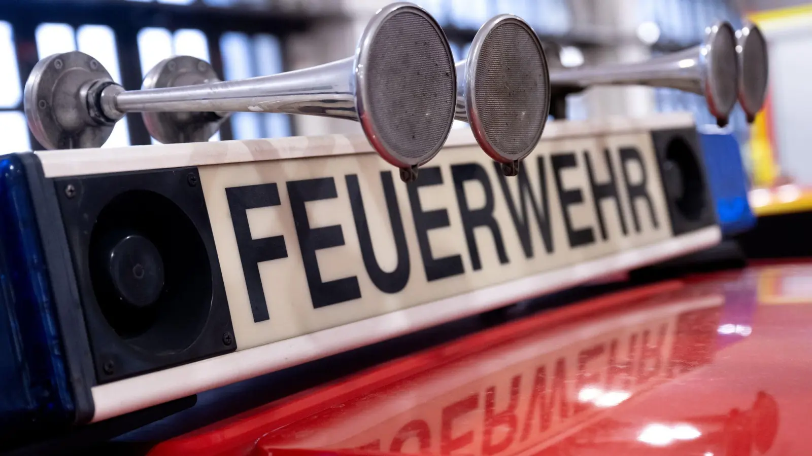 Menschen und Tiere sind laut Polizei nicht in Gefahr. (Symbolbild) (Foto: Sven Hoppe/dpa)