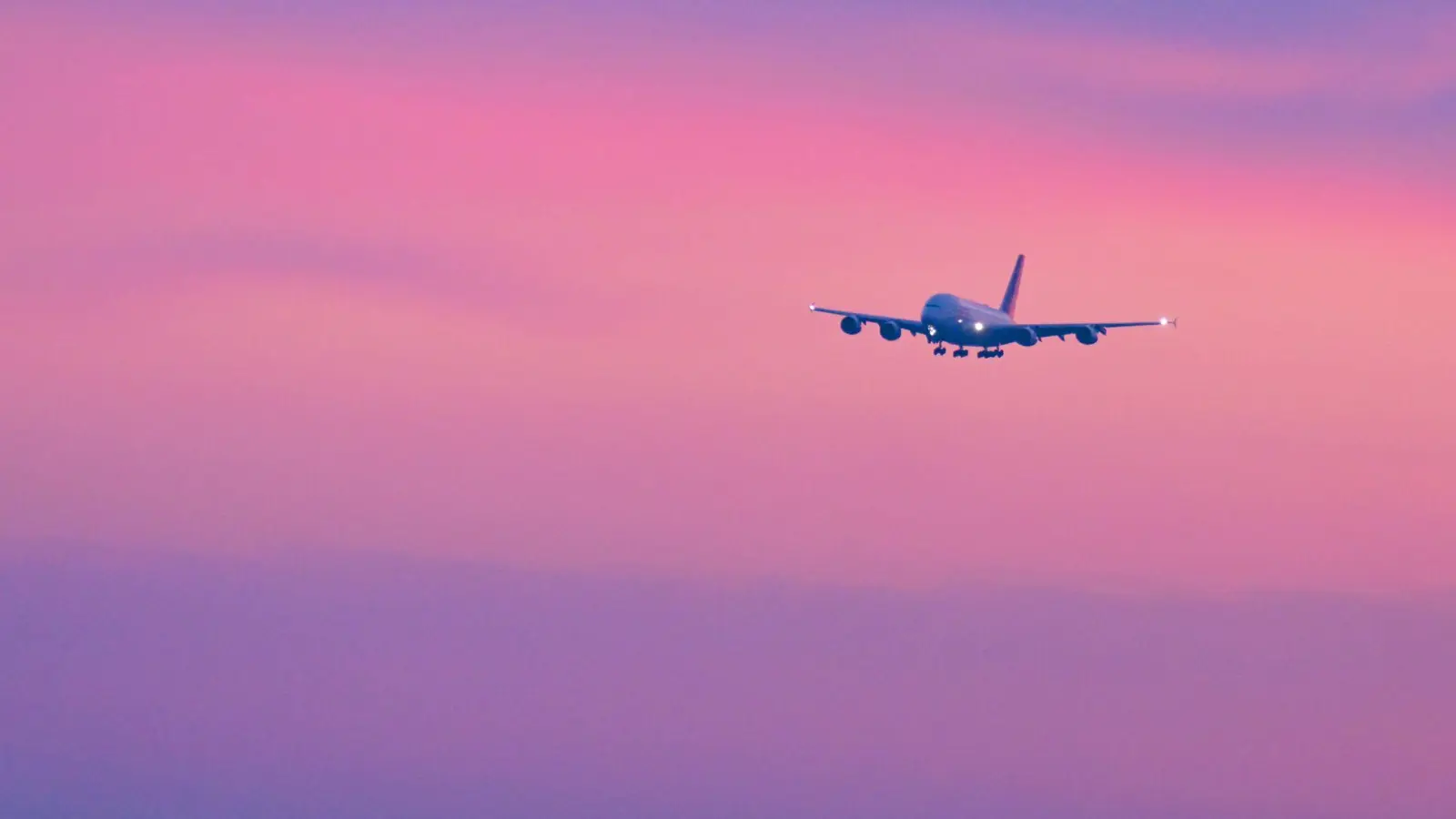 Fehlende Arbeitsleistung: In Katastrophenfällen, die den Arbeitnehmer am Erreichen des Arbeitsortes hindern, besteht kein Anspruch auf Lohn. (Foto: Malin Wunderlich/dpa/dpa-tmn)