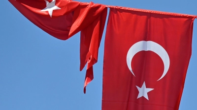 An einer Schule im Südosten der Türkei ist ein Lehrer erschossen worden. (Symbolbild) (Foto: Anna Ross/dpa)