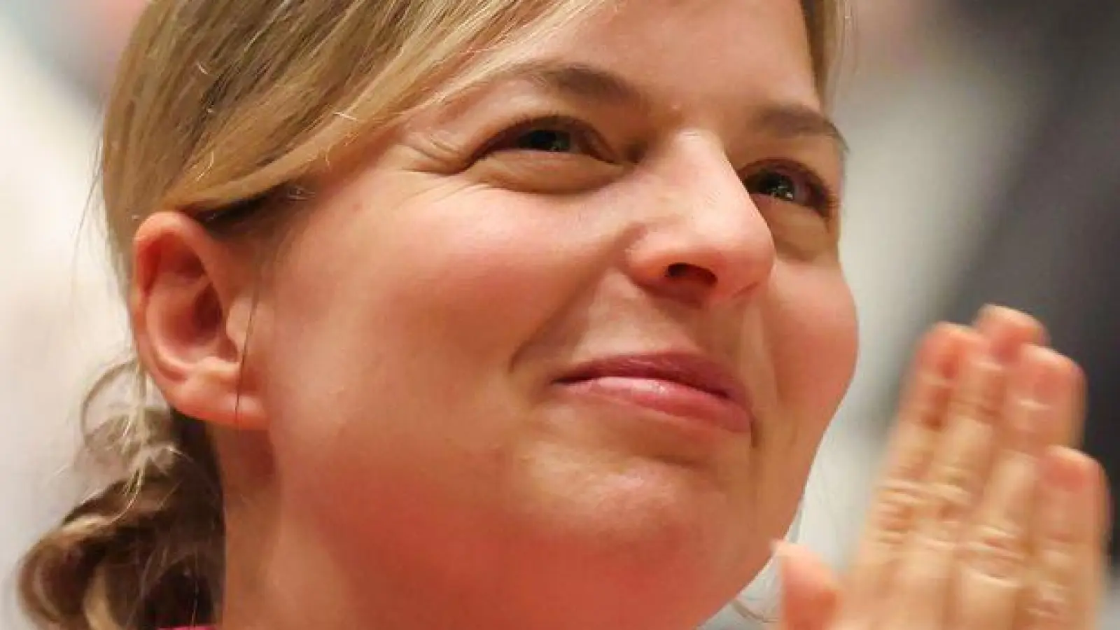 Landtagsfraktionschefin Katharina Schulze forderte von ihren Parteifreunden Optimismus und Kampfbereitschaft.  (Foto: Daniel Löb/dpa)