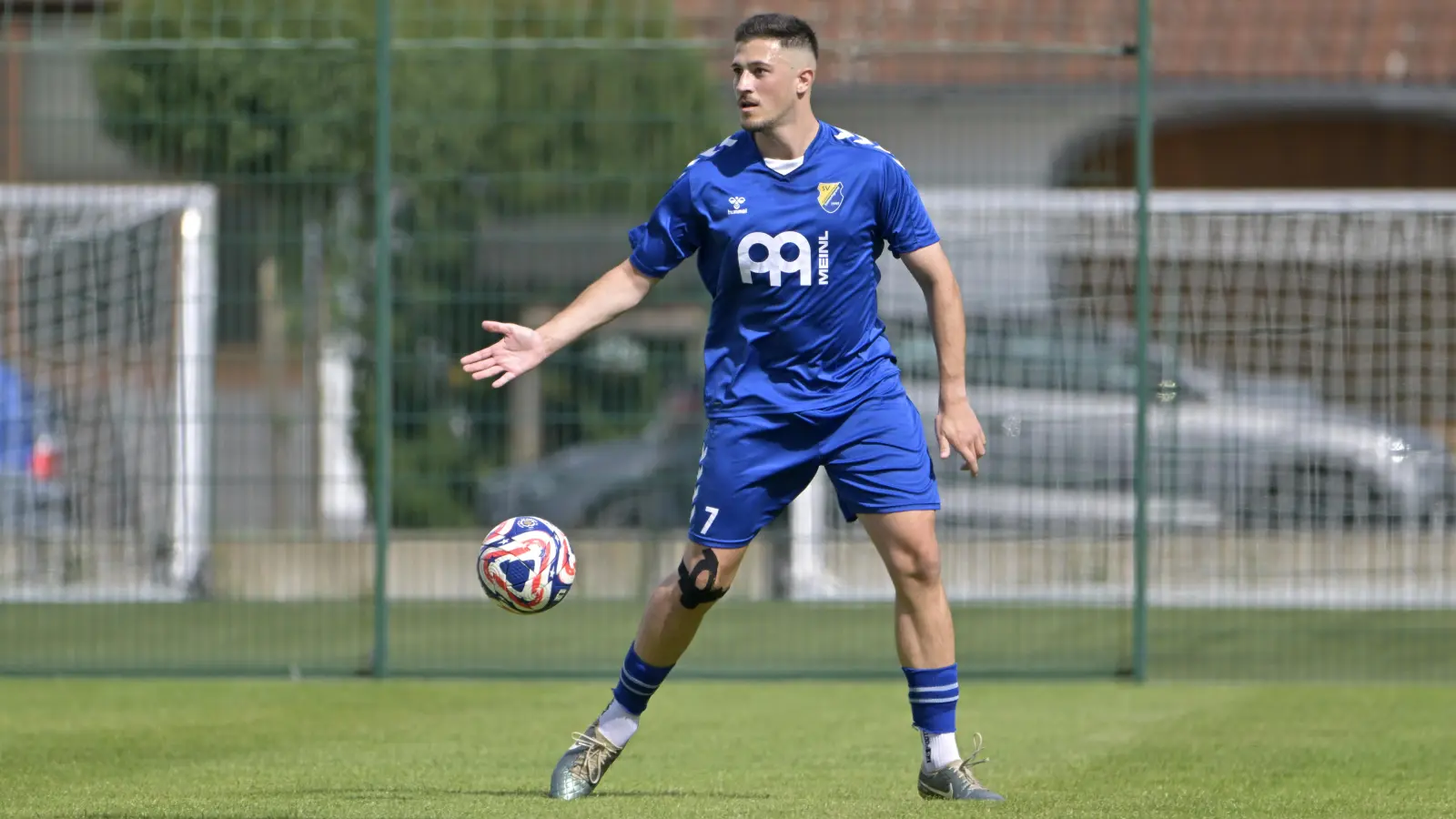 655 Minuten in acht Spielen: Timur Zenginer stand in dieser Saison bisher die meiste Zeit für Steinachgrund auf dem Platz. (Foto: Martin Rügner)