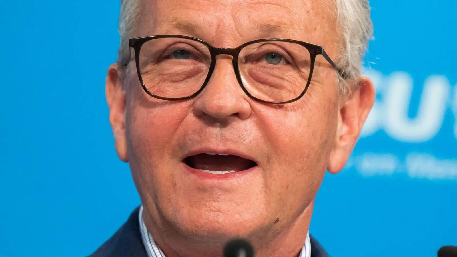 BIHK-Präsident Klaus Josef Lutz, der frühere Baywa-Chef, im Jahr 2022. Heute wehrt sich Lutz gegen Vorwürfe, er sei verantwortlich für die Schieflage der Baywa. (Archivbild) (Foto: Peter Kneffel/dpa)