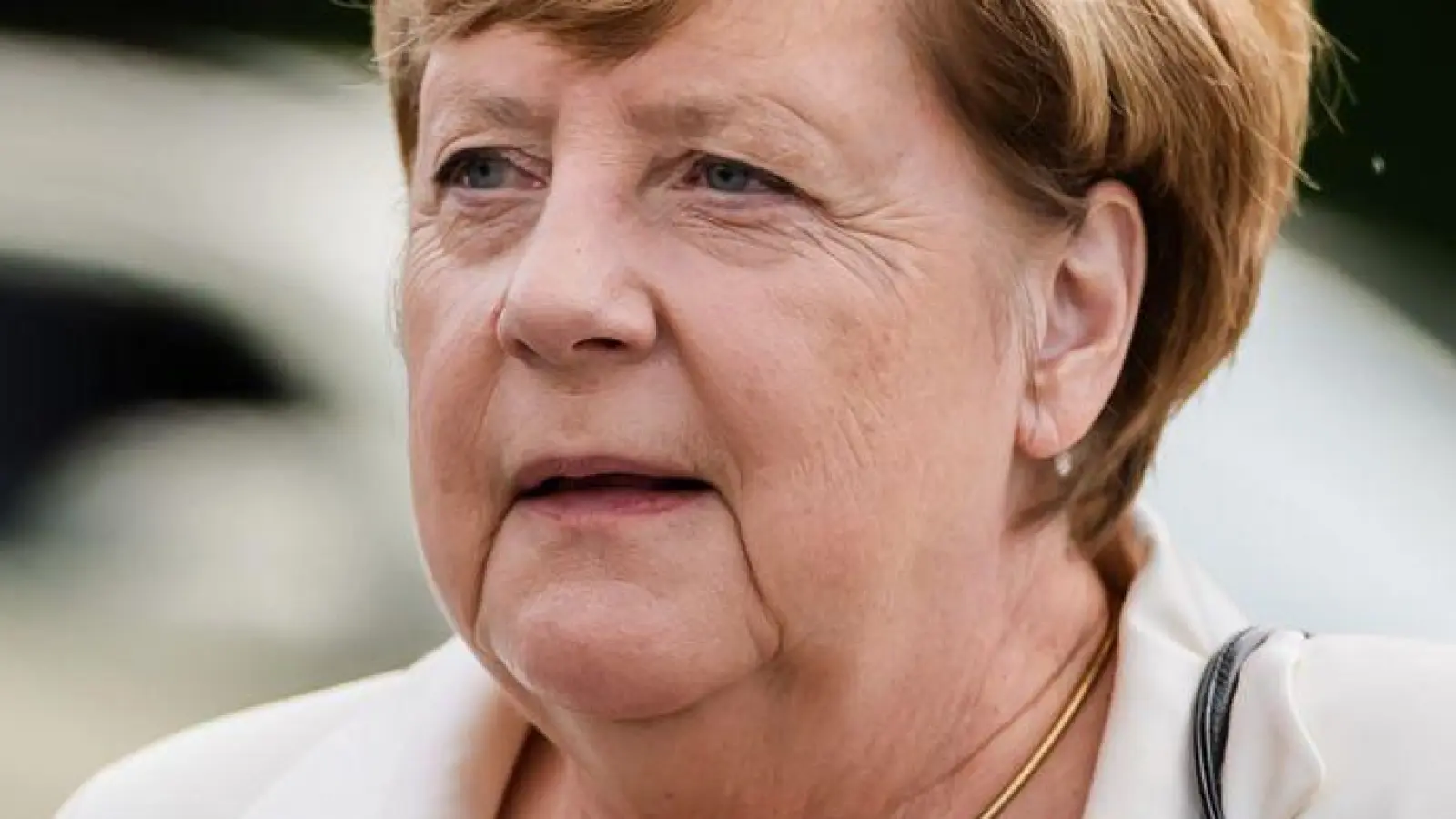 Merkel geht hart mit der AfD ins Gericht. (Archivbild) (Foto: Christoph Soeder/dpa)