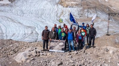 Bayerns Gletscher werden voraussichtlich in zehn Jahren komplett verschwunden sein. (Foto: Michael Kappeler/dpa)