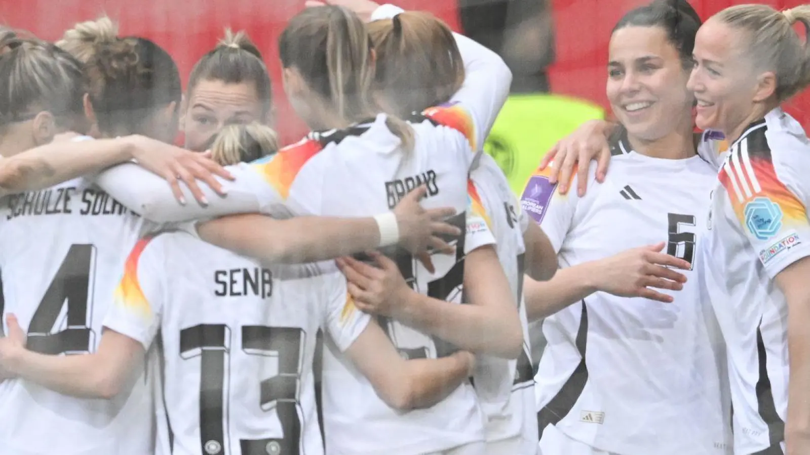 Die DFB-Frauen feierten im zweiten EM-Qualifikationsspiel den zweiten Sieg. (Foto: Sebastian Christoph Gollnow/dpa)