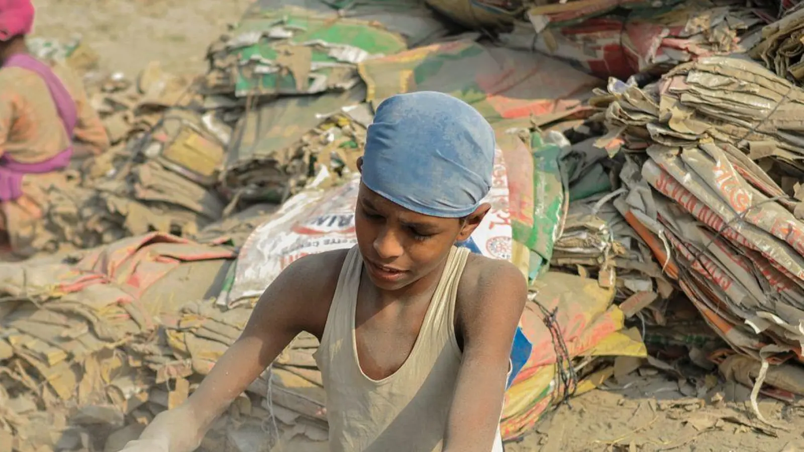 Das EU-Lieferkettengesetz soll Menschen weltweit vor Ausbeutung schützen. (Symbolbild) (Foto: Md Rafayat Haque Khan/ZUMA Press Wire/dpa)