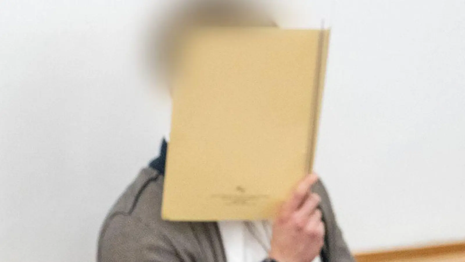 Nach einer tödlichen Raserei durch Kaufbeuren droht dem jungen Autofahrer eine lange Haftstrafe. (Archivbild) (Foto: Stefan Puchner/dpa)