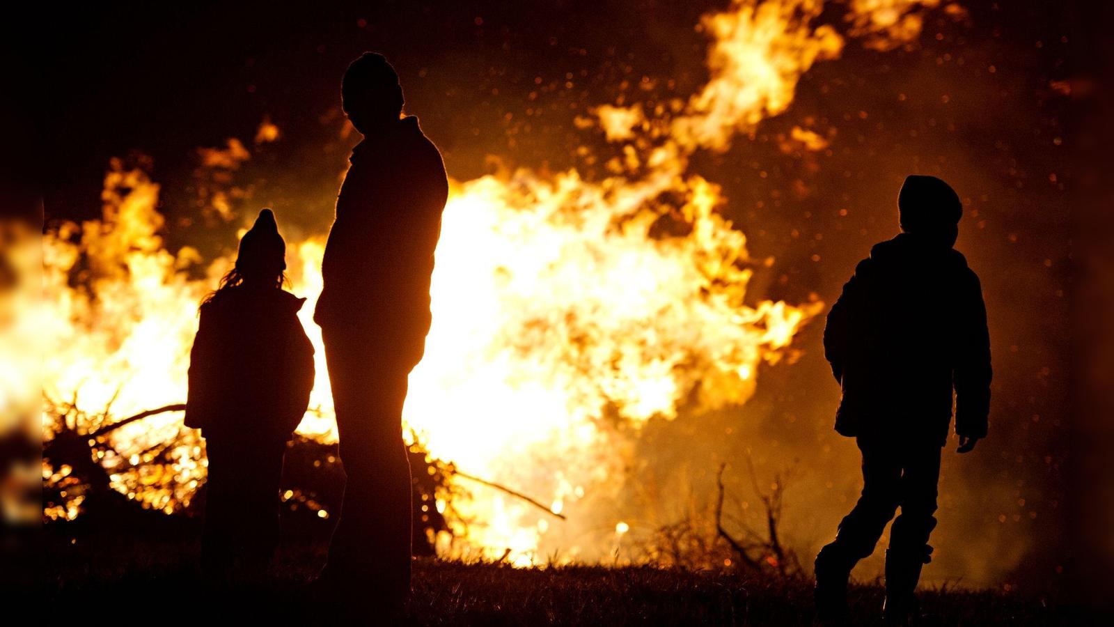 Hitzewelle am Wochenende: „Entzünde ich das Sonnwendfeuer jetzt wirklich?”