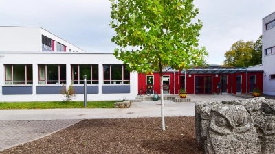 Zwei Kinder sind am Wochenende in die Weinbergschule in Ansbach eingebrochen. (Archivbild: Jim Albright)