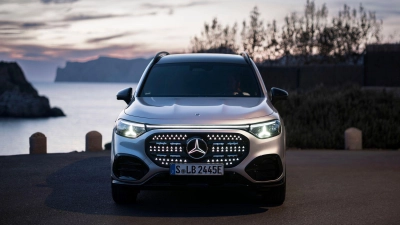 So schaut es aus, Ihr neues Familienmitglied: Allerdings nur, wenn Sie so ein Gefährt für die Ihren wollen - und ganz billig ist der GLB auch nicht. (Foto: Mercedes-Benz AG/dpa-tmn)