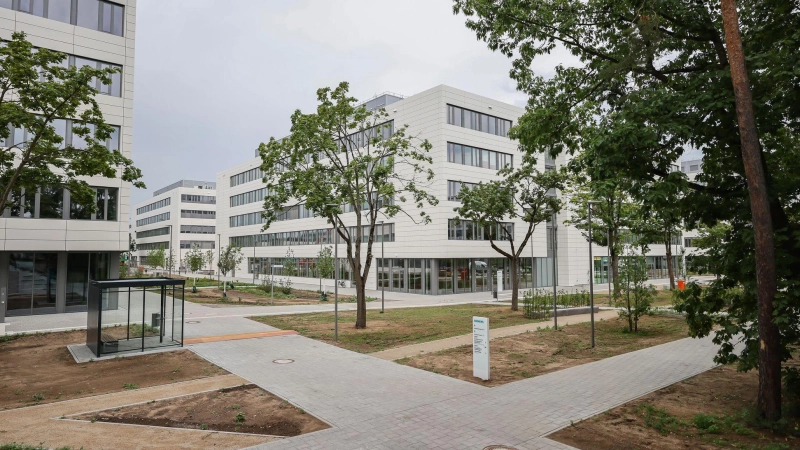 Mit dem Modul 8 ist der Siemens Campus Erlangen nach mehr als zehnjähriger Planungs- und Bauzeit fertiggestellt. (Foto: Daniel Löb/dpa)