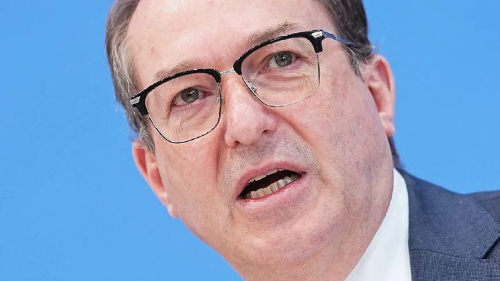 Dobrindt: „Wir rüsten auf beim Bevölkerungsschutz und der zivilen Verteidigung“. (Archivfoto) (Foto: Michael Kappeler/dpa)
