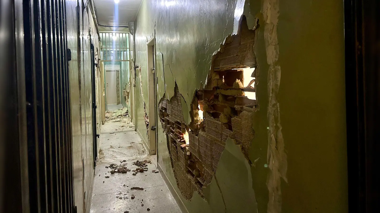Viele beschädigte Gebäude sind nun unbewohnbar.  (Foto: Ivanna Laura/dpa)
